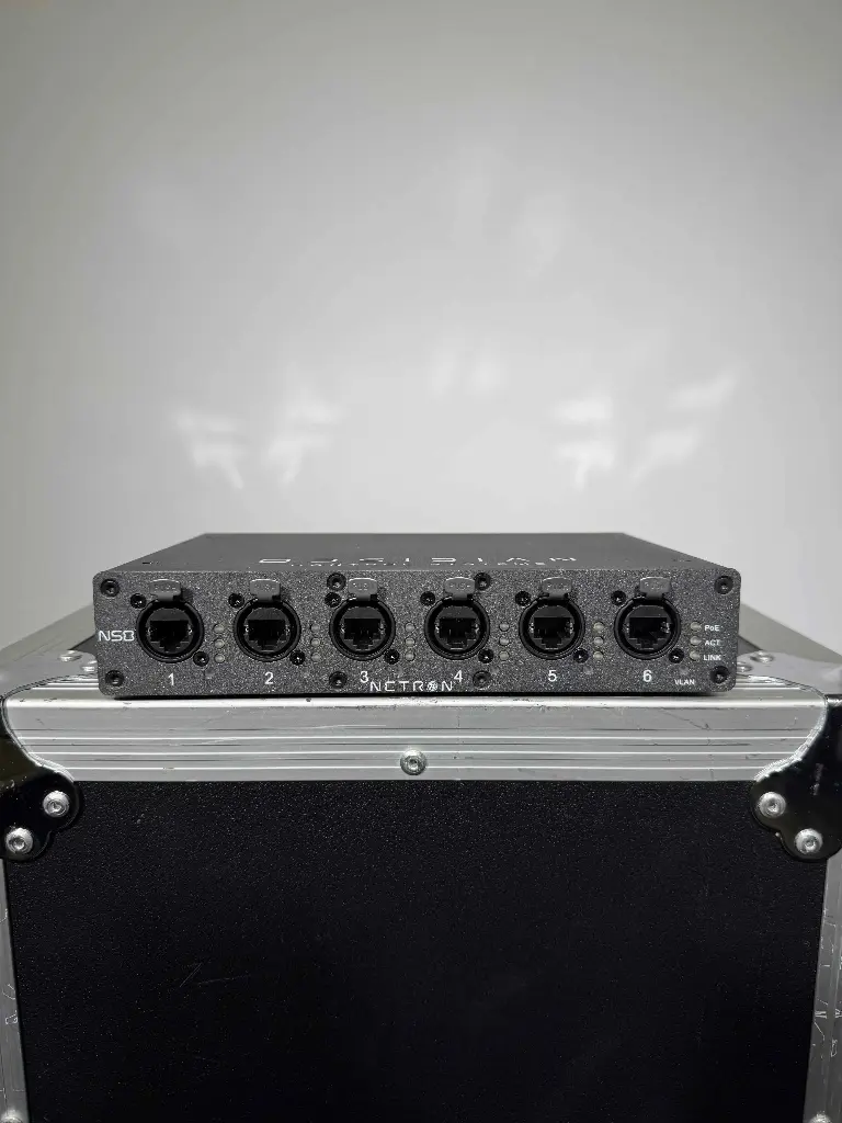 Switch NS8